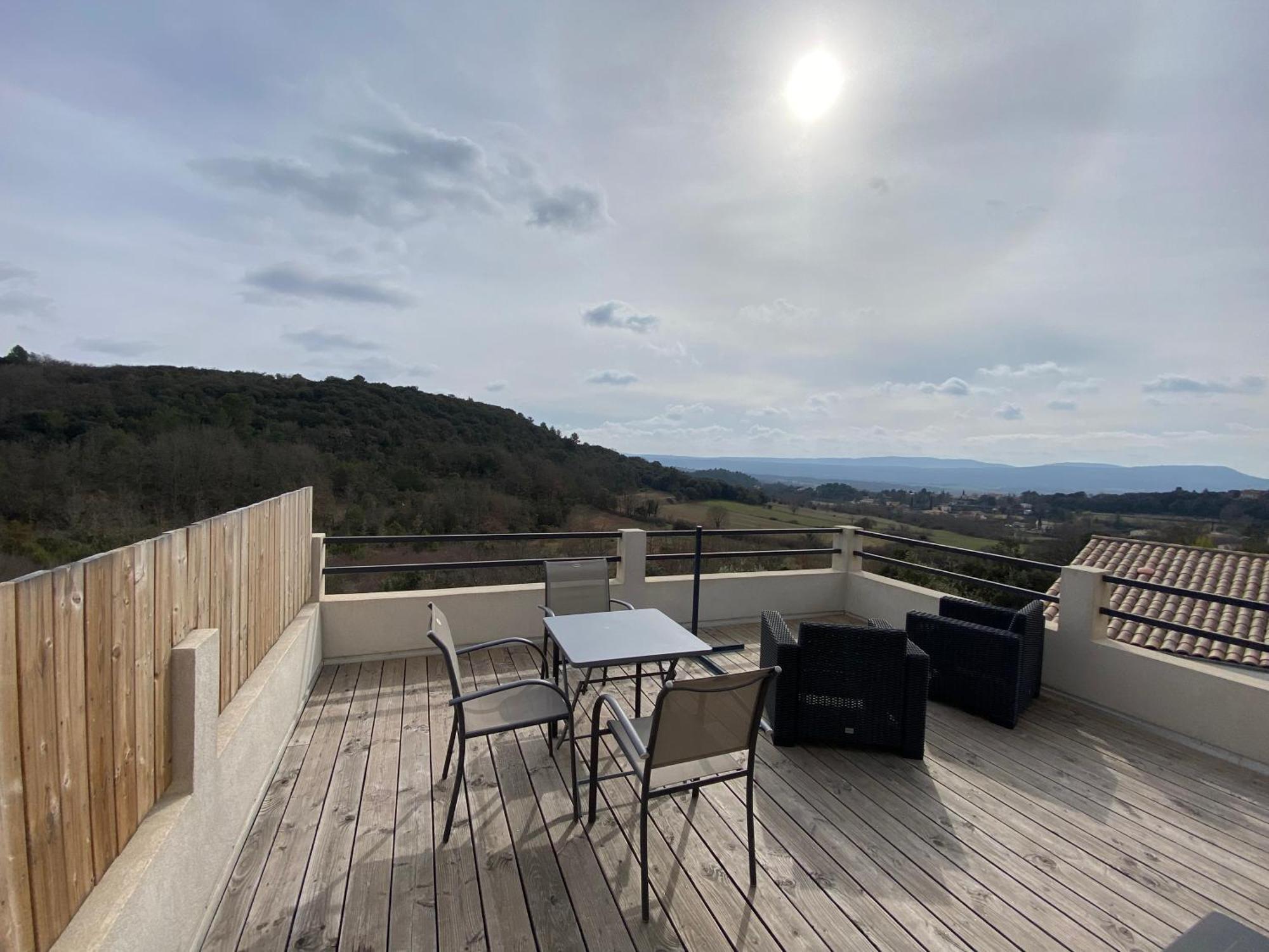 Au Calme, Grande Terrasse Avec Vue Vallee Apartment